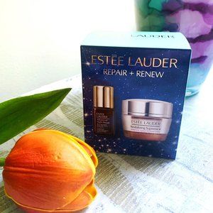 2021 Estee Lauder 2pc Serum + Moisturizer Set